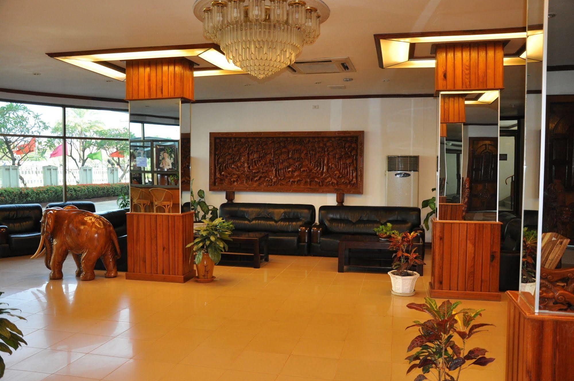 Mekong Hotel Viêng Chăn Ngoại thất bức ảnh