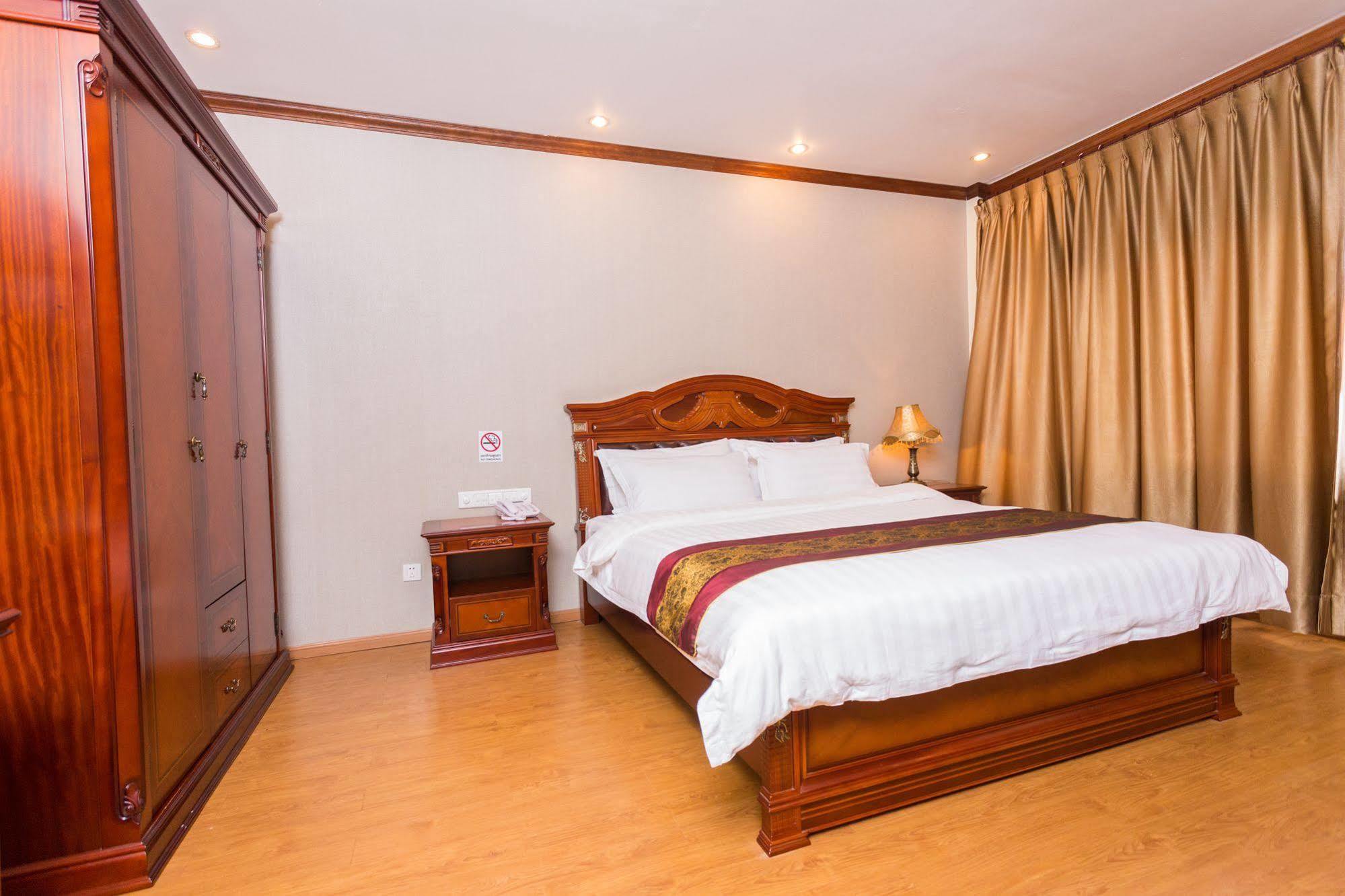Mekong Hotel Viêng Chăn Ngoại thất bức ảnh