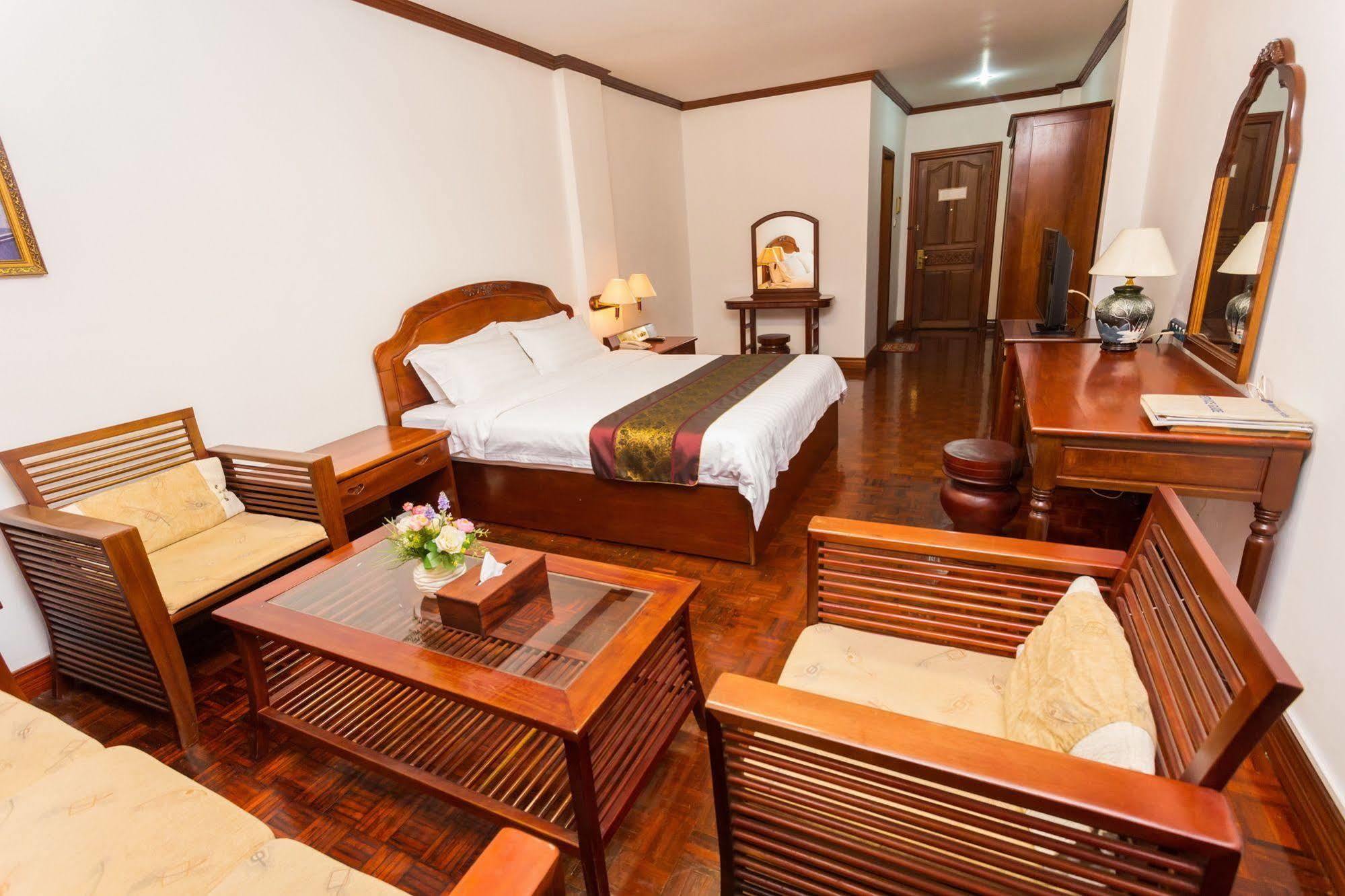Mekong Hotel Viêng Chăn Ngoại thất bức ảnh